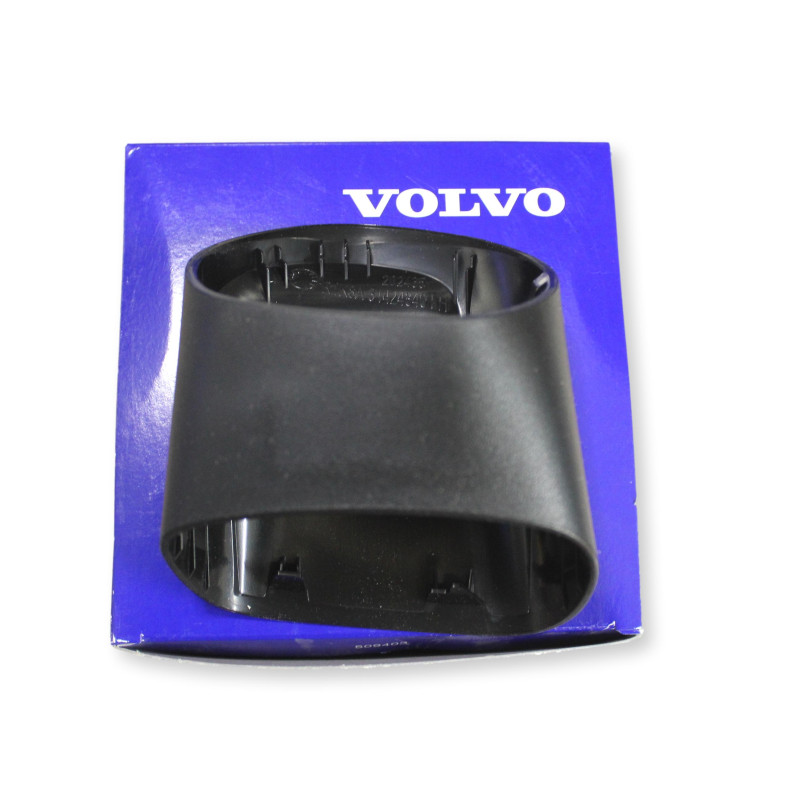 VOLVO XC60 II lewa obudowa...