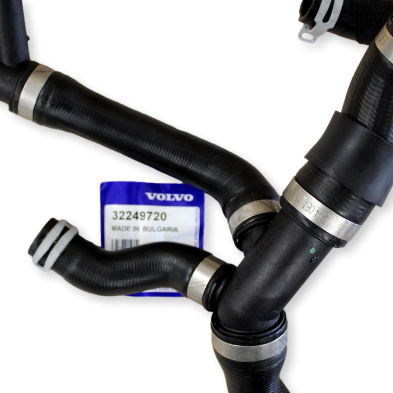 VOLVO S90 V60 CC V90 CC XC40 XC60 XC90 dolny przewód chłodnicy OE 32249720