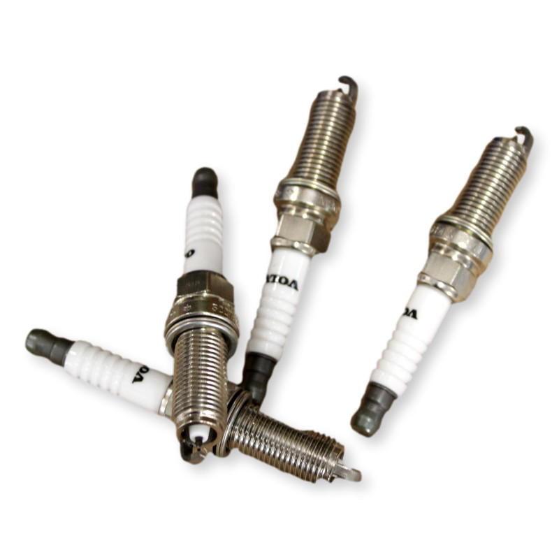 VOLVO V60 XC40 świece...