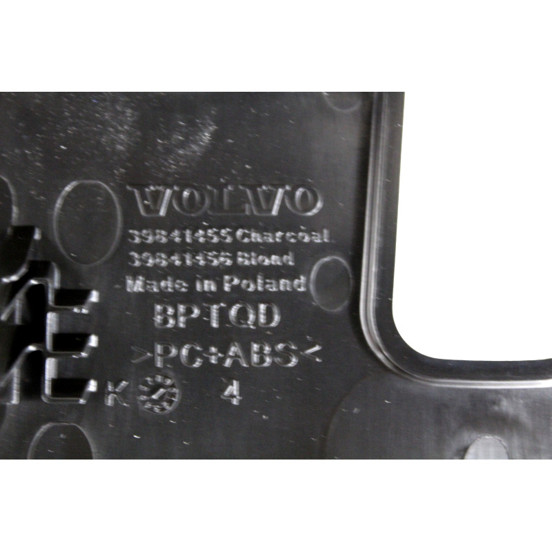 VOLVO V60 V90 XC60 II pokrywka osłona zamka oparcia kanapy OE 39841455