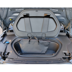 VOLVO C40 XC40 EV pojemnik wanna bagażnik przód OE 32239221