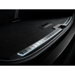 VOLVO XC60 podswietlana listwa progu klapy bagaznika 32353288 OE