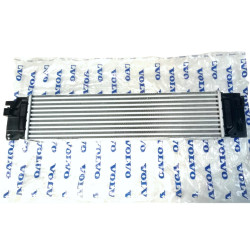 VOLVO EX40 XC40 chlodnica powietrza dolot intercooler OE 31439780 32249933