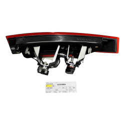 VOLVO V90 prawa tylna lampa klapy bagaznika OE