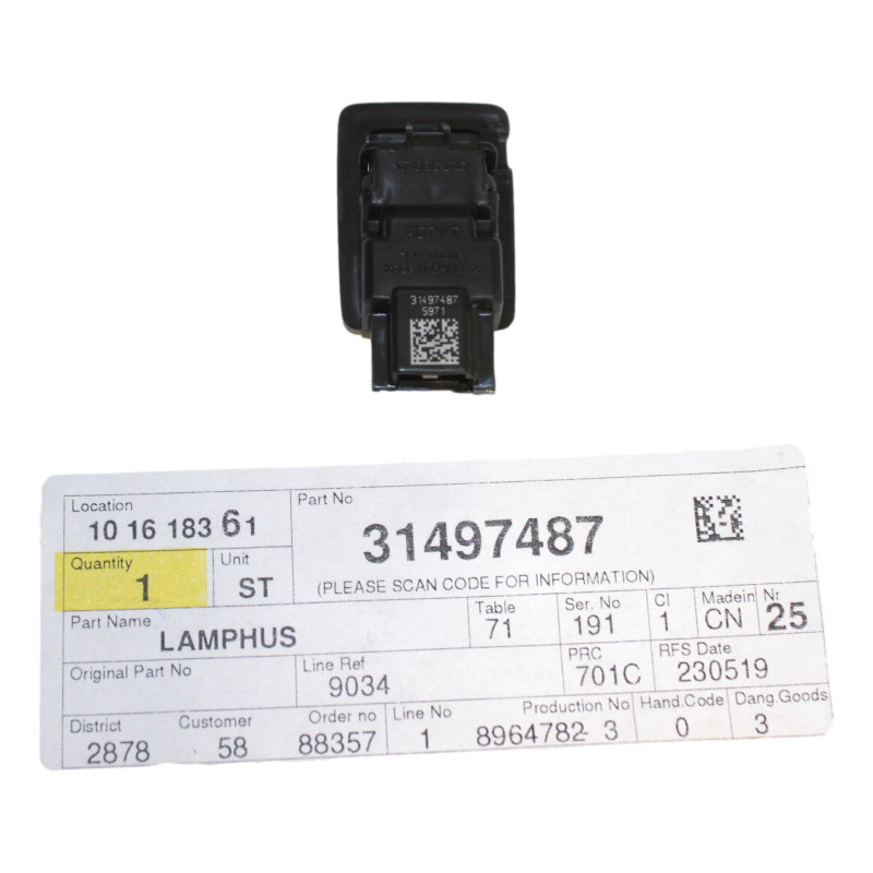 VOLVO C40 XC40 lampka oswietlenie boczka drzwi przod OE