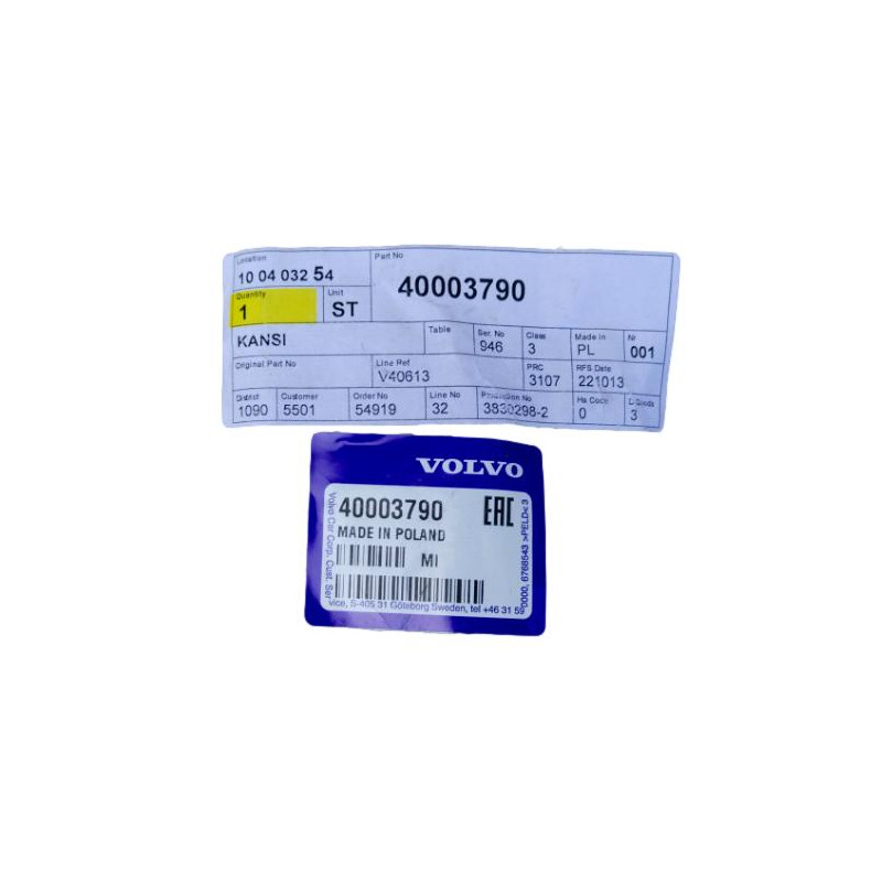 VOLVO XC60 II zaslepka haka holowniczego przod OE