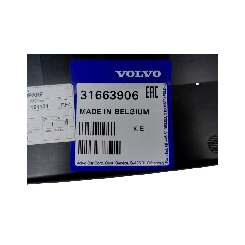 VOLVO V60CC II wzmocnienie absorber listwa zderzaka przod OE