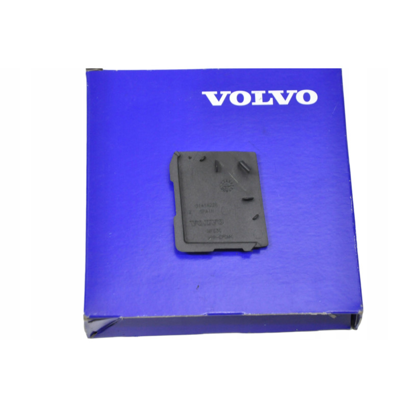 VOLVO XC90 zaslepka ucha holowniczego przod OE