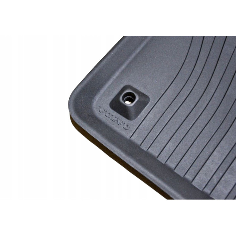 VOLVO XC40 oryginalne dywaniki gumowo-welurowe