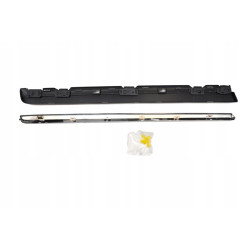 VOLVO XC60 listwa drzwi przod prawa dolna chrom OE