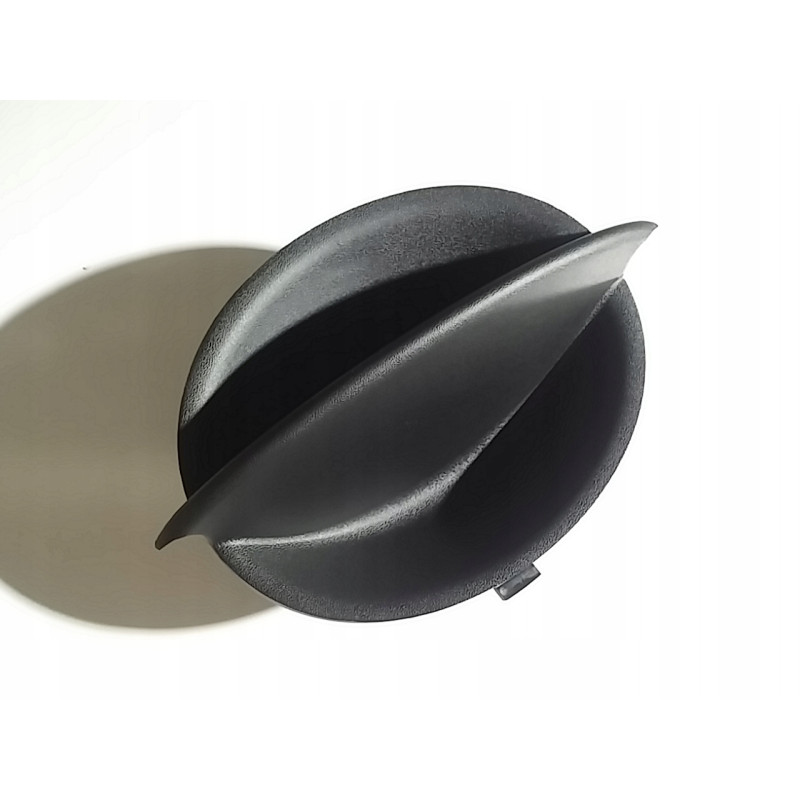 VOLVO S60 prawa zaślepka...