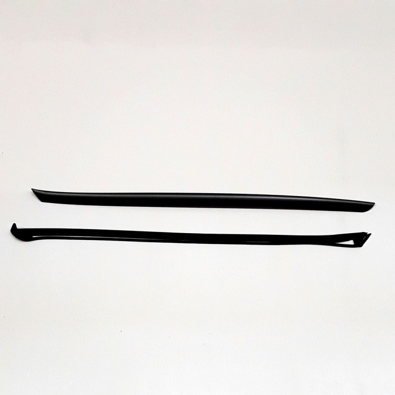 VOLVO XC60 lewa pionowa...