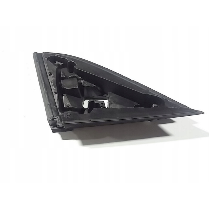 VOLVO XC60 lewy trojkat...