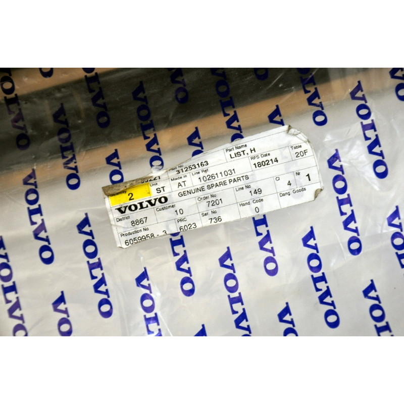 VOLVO XC60 mocowanie prawego progu R-Design OE 31253163