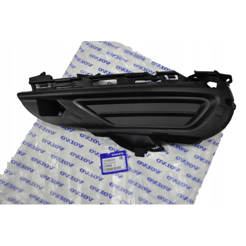 VOLVO XC60 II zaslepka...