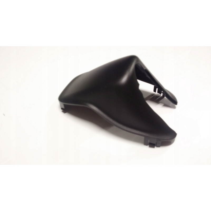 VOLVO XC60 oslona lusterka...