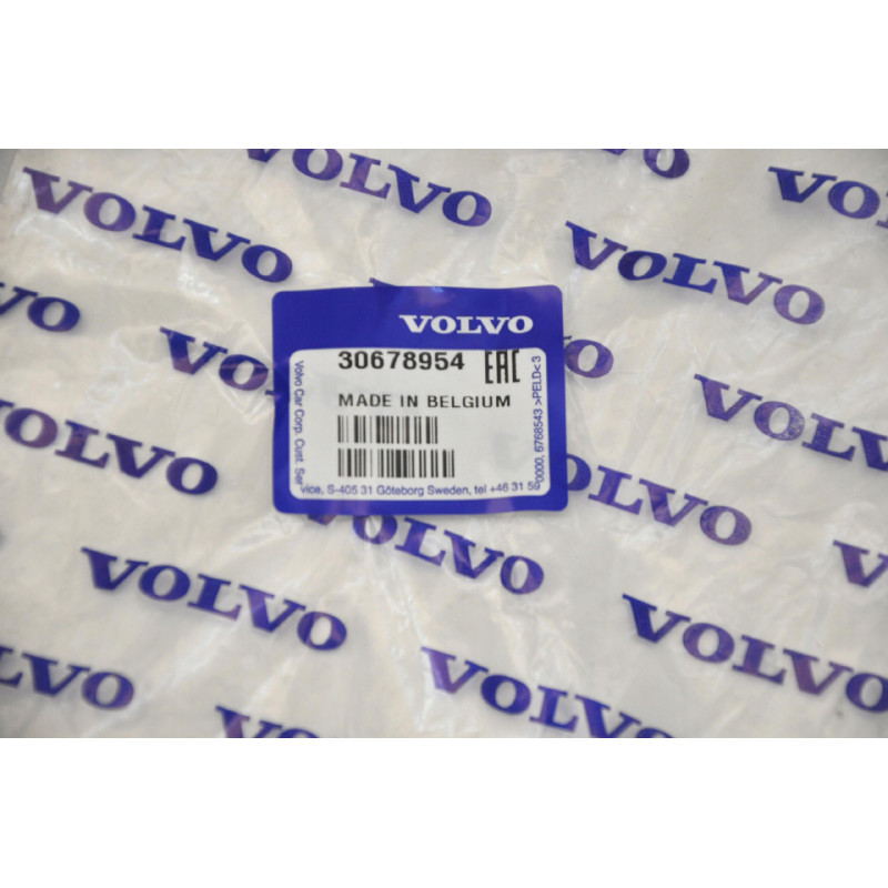 VOLVO XC90 lift przednia prawa kratka w zderzak OE