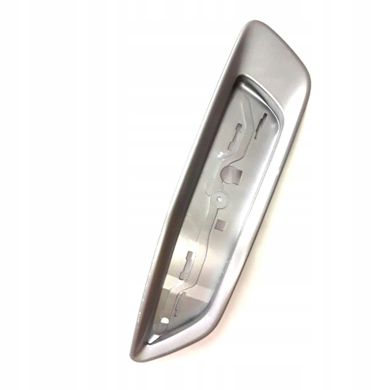 VOLVO XC70 ramka ch odblask...