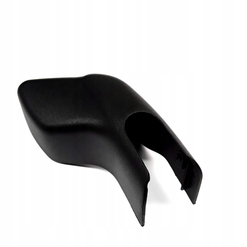 VOLVO V40 zaslepka...