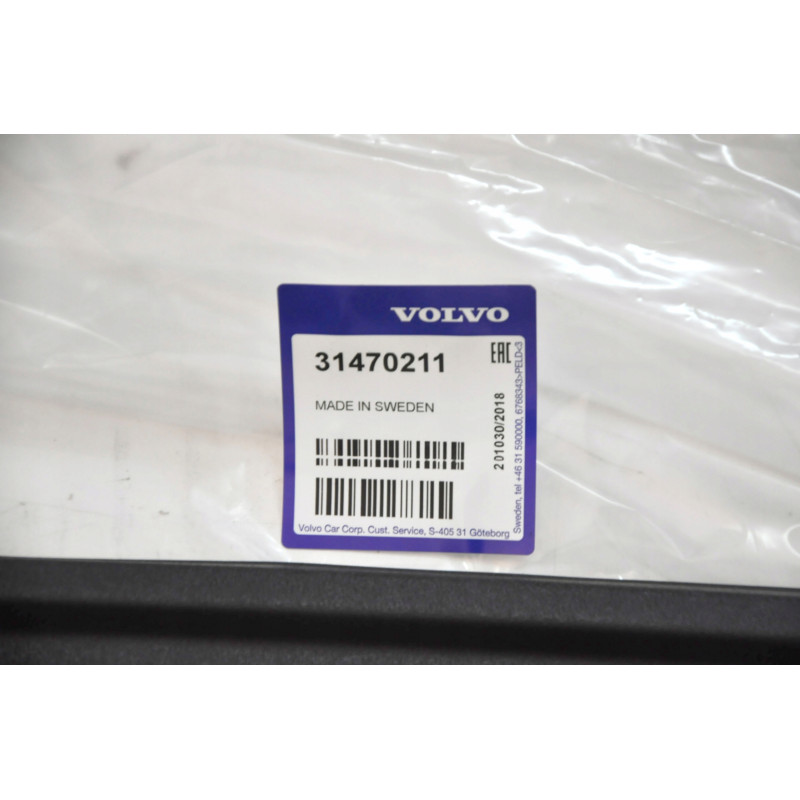 VOLVO XC60 II oryginal wykladzina mata bagaznik OE