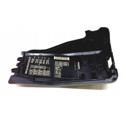 VOLVO S60 V60 V70 S80 pokrywa puszki bezp 31300410