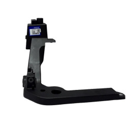 VOLVO XC40 prawy wspornik uchwyt mocowanie blotnika 32234762