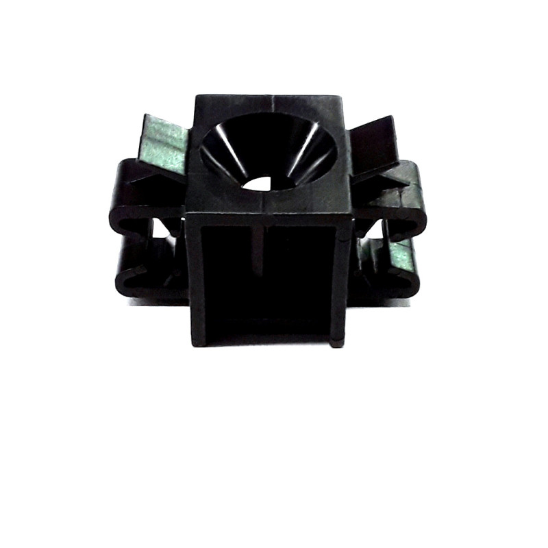 VOLVO uchwyt spinka mocow...