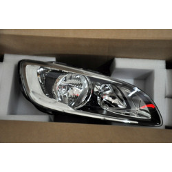 VOLVO V60CC lift prawa lampa reflektor eur NOWA OE 31420116