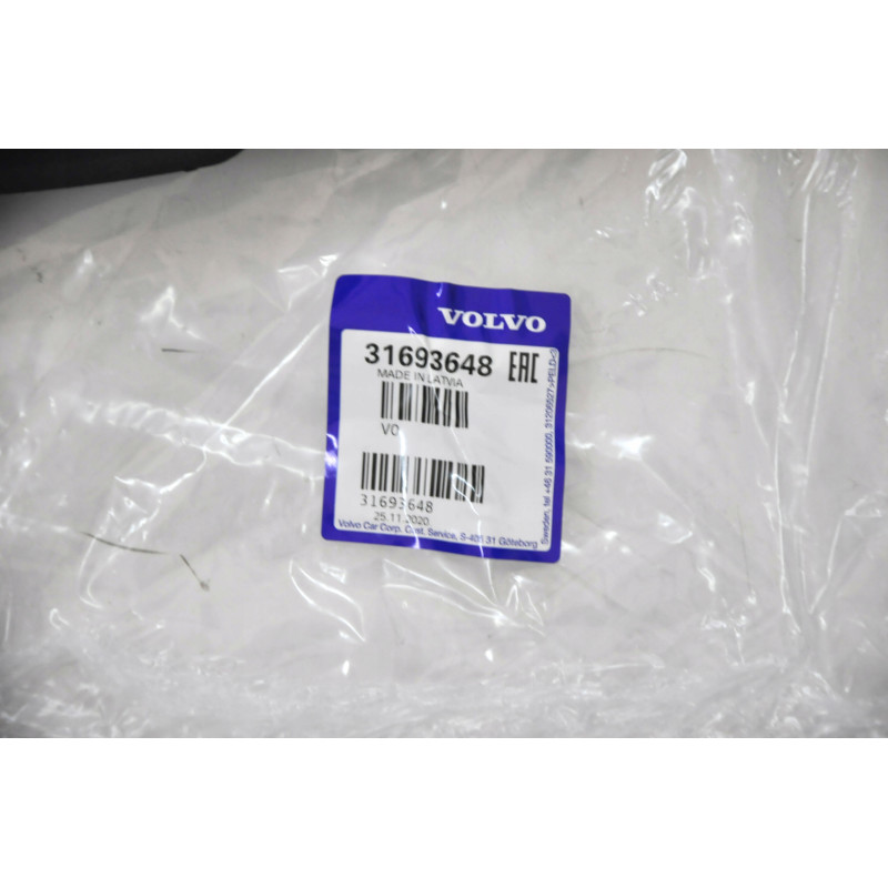 VOLVO XC60 II oryginalne dywaniki gumowo-welurowe