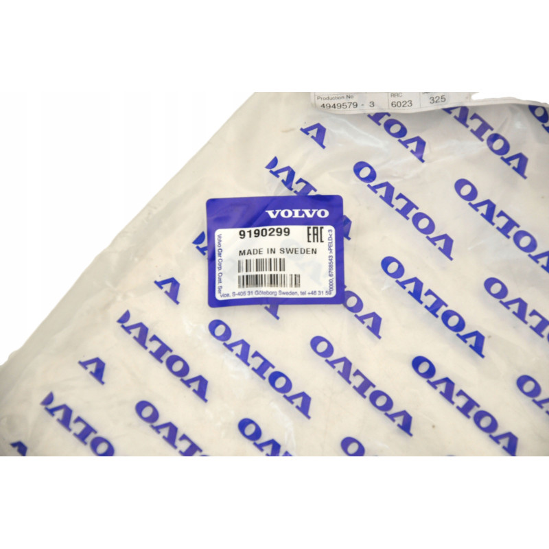 VOLVO V70 przednia prawa listwa hokej zderzaka OE