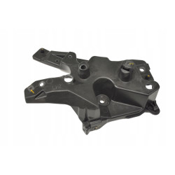 VOLVO XC60 II lewe mocowanie wzmocnienie blotnika