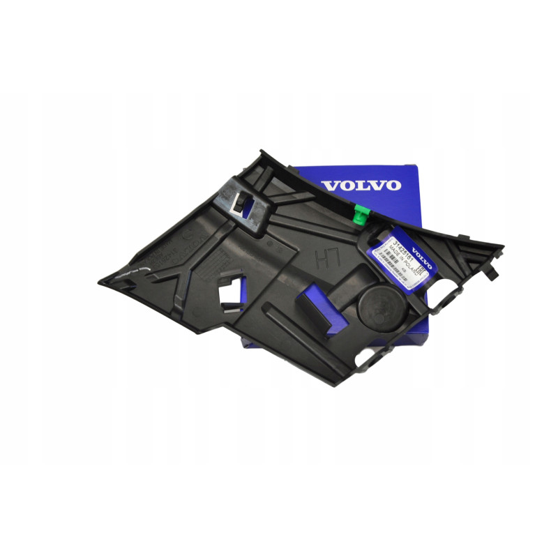 VOLVO XC60 II przedni lewy...