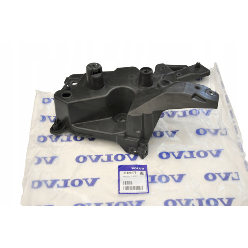 VOLVO XC60 II prawe...