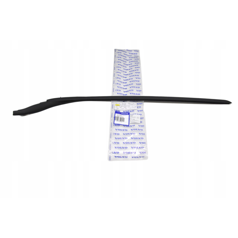 VOLVO XC60 II prawa pionowa...