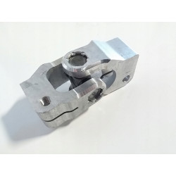 VOLVO XC90 krzyzak kolumny kierowniczej OE 8650236