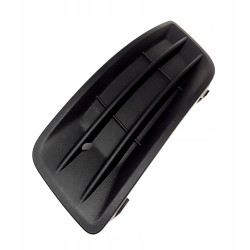 VOLVO V50 przednia lewa kratka zaślepka w zderzak 30779102