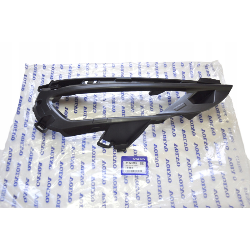 VOLVO XC60 II mocowanie...