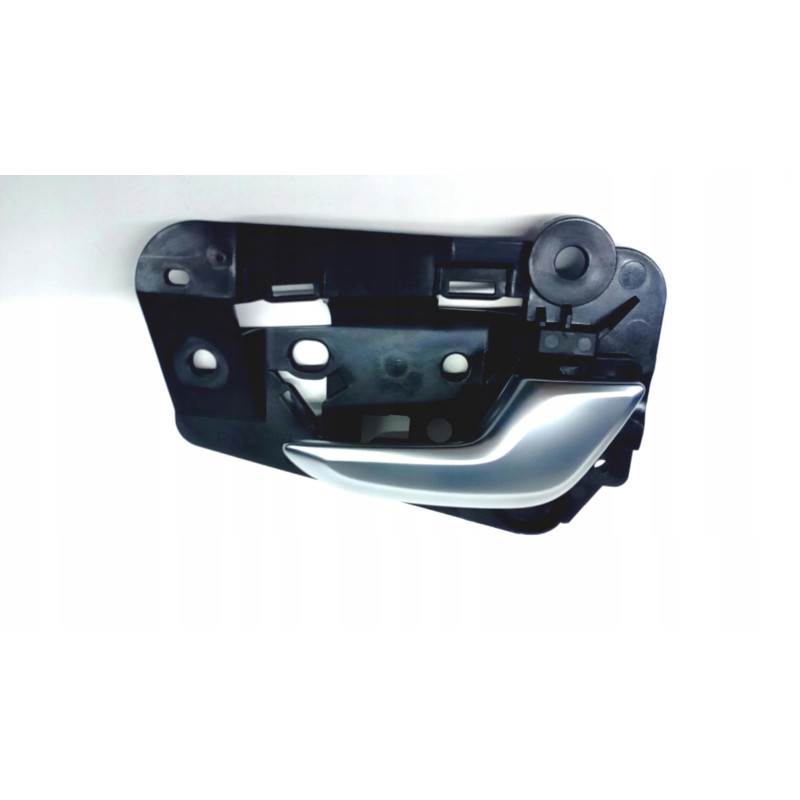 VOLVO XC90 prawa klamka...