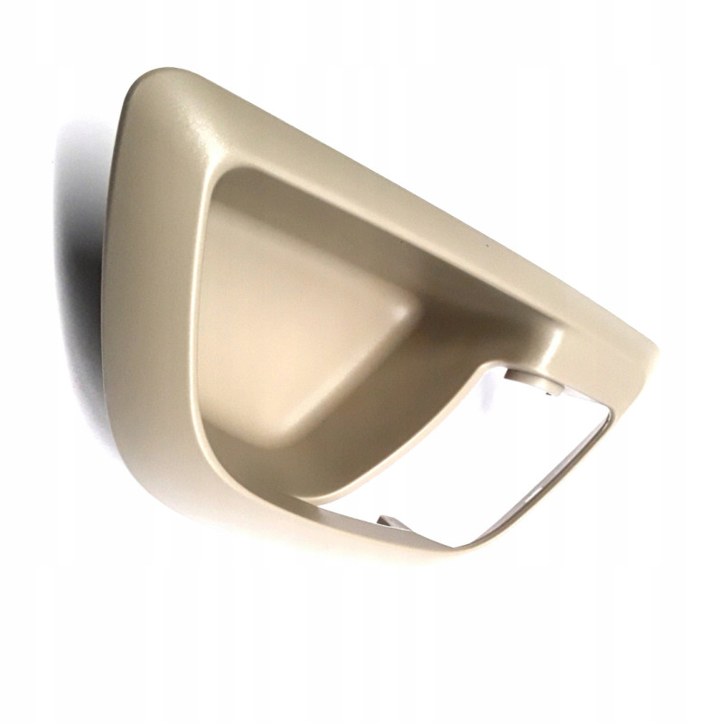 VOLVO XC90 ramka prawej...