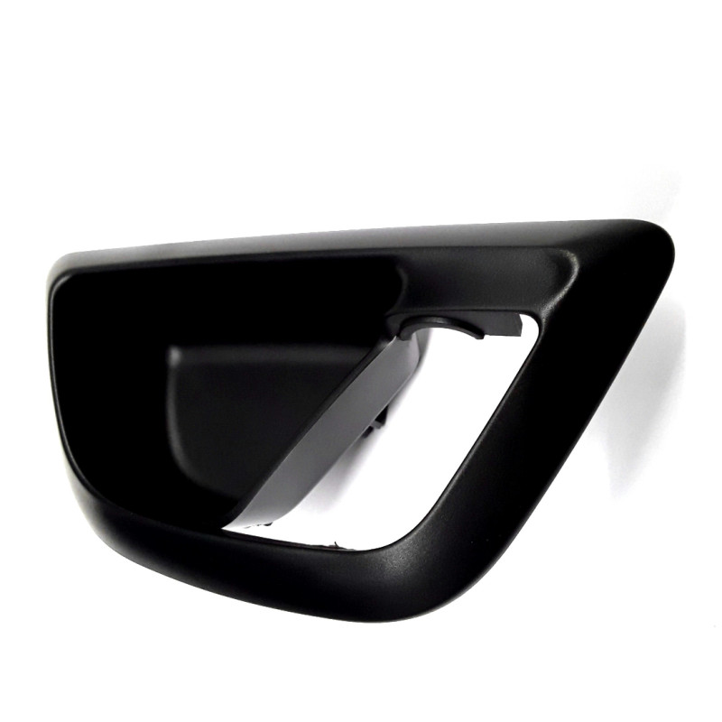 VOLVO XC90 ramka prawej...