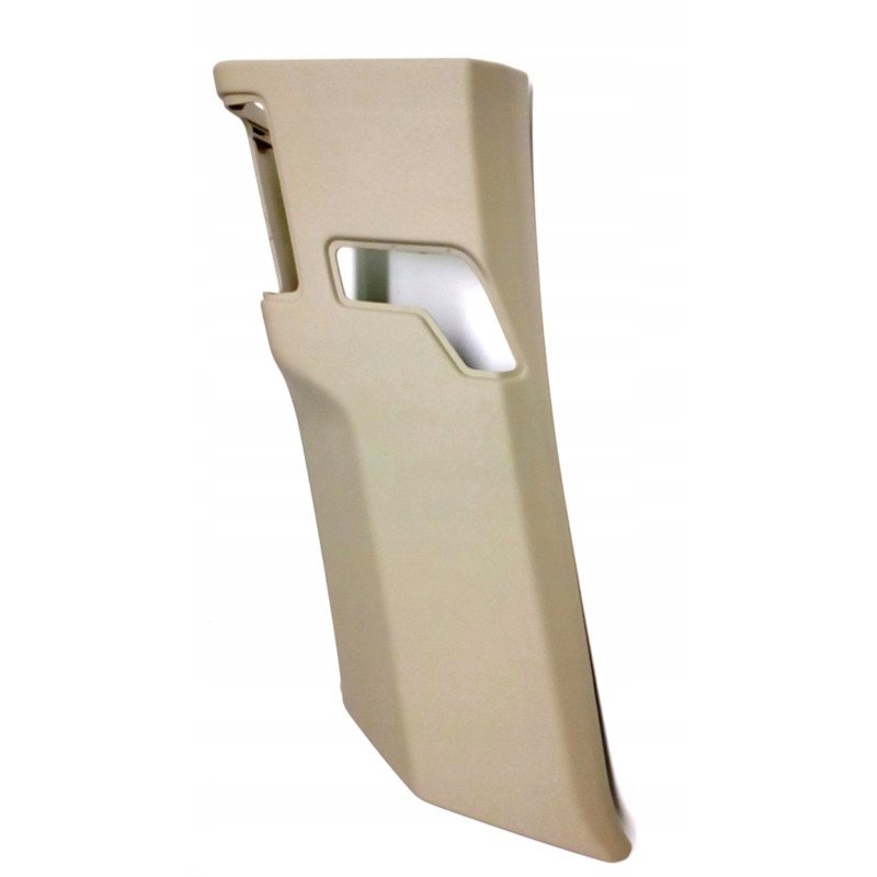 VOLVO XC90 prawy slupek...