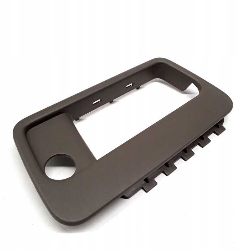 VOLVO XC90 ramka klamki...