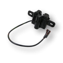 VOLVO V40 S60 V60 prawy zamek maski oryginal OE 31371016