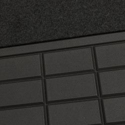 VOLVO XC40 oryginalne dywaniki gumowe na zimę 31693758