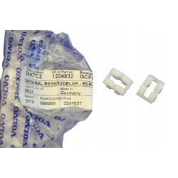 VOLVO 740 760 940 960 spinka klips tapicerki OE 1224832 EXPIRED