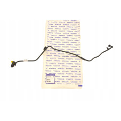 VOLVO V70 XC70 rurka przewod filtra weglowego OE 31372490
