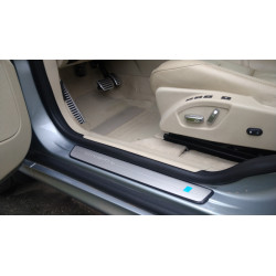 VOLVO XC60 nakladki progowe POLESTAR przod kpl 31650613