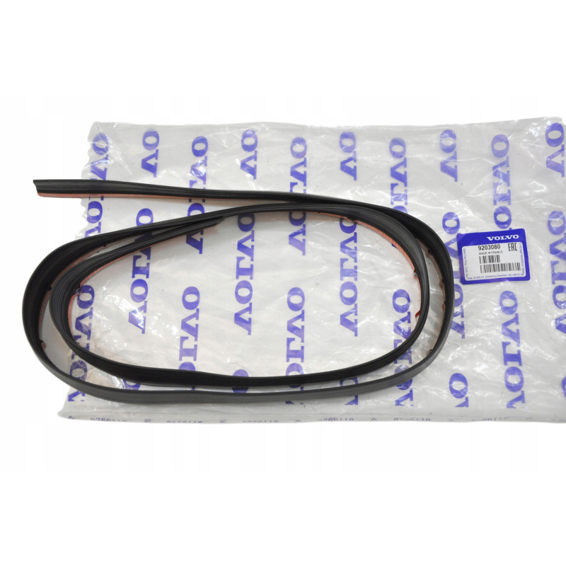 VOLVO V70 uszczelka listwa...