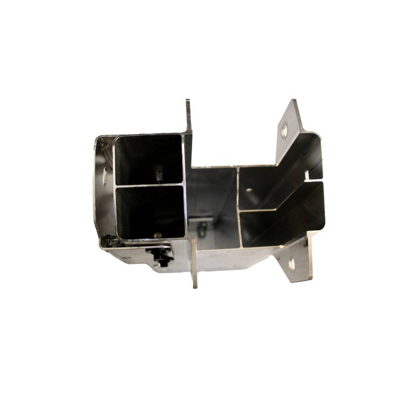 VOLVO XC60 II prawa strefa zgniotu nowa OE 32377072