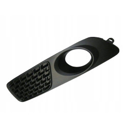 VOLVO V70 przednia lewa kratka w zderzak OE 30678639